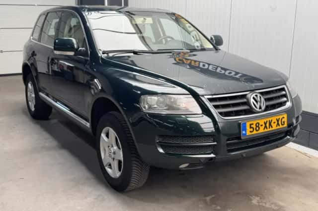 Volkswagen Touareg (2006) thumbnail 2