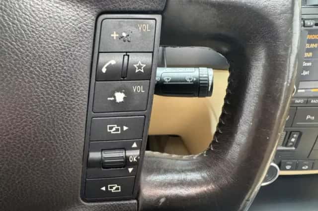 Volkswagen Touareg (2006) thumbnail 20