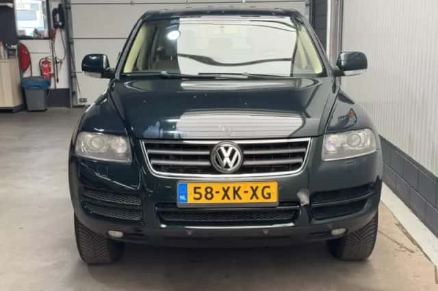 Volkswagen Touareg (2006) thumbnail 3