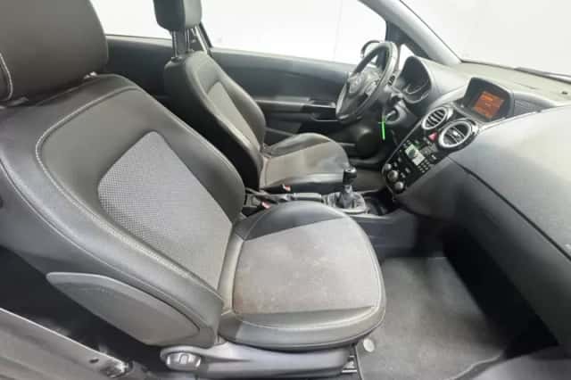 Opel Corsa (2007) thumbnail 11