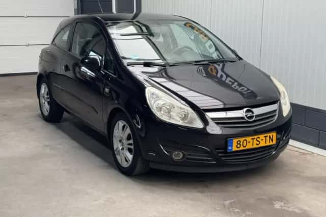 Opel Corsa (2007) thumbnail 3
