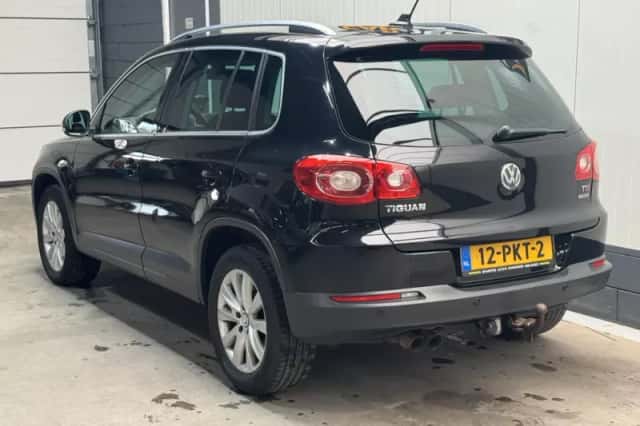 Volkswagen Tiguan (2011) thumbnail 6