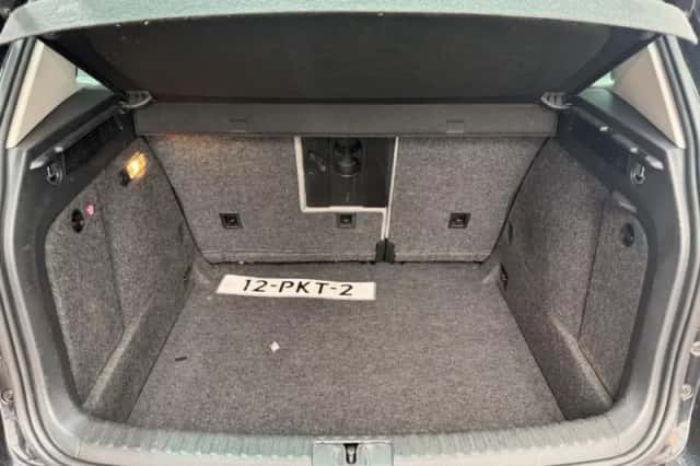Volkswagen Tiguan (2011) thumbnail 8