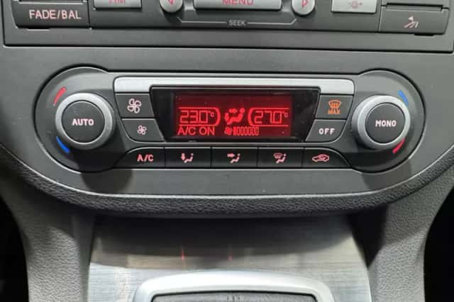 Ford C-Max (2007) thumbnail 18