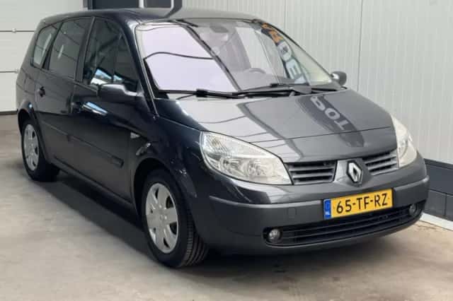 Renault Grand Scénic (2006) thumbnail 2