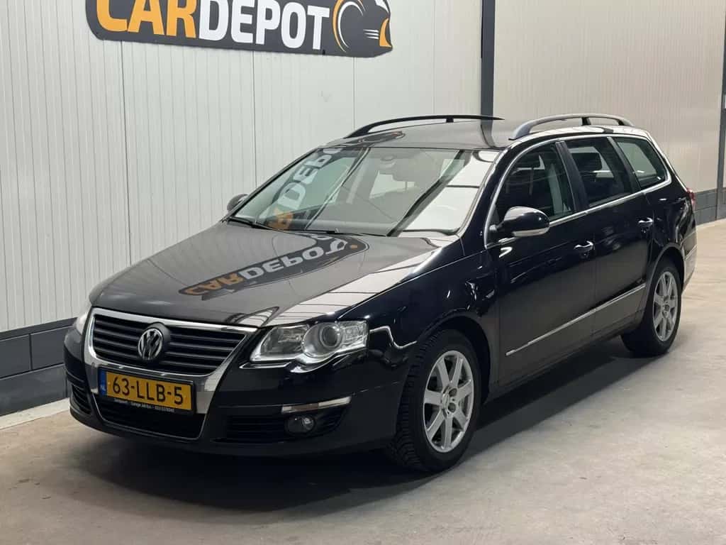 Volkswagen Passat (2010) — foto 1