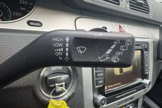Volkswagen Passat (2010) thumbnail 18
