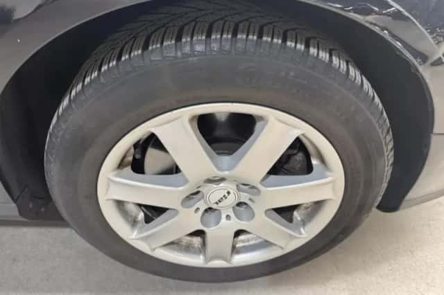 Volkswagen Passat (2010) thumbnail 30