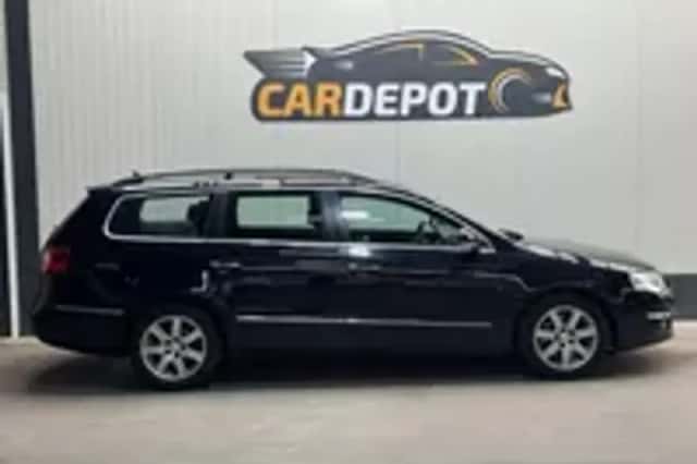 Volkswagen Passat (2010) thumbnail 34