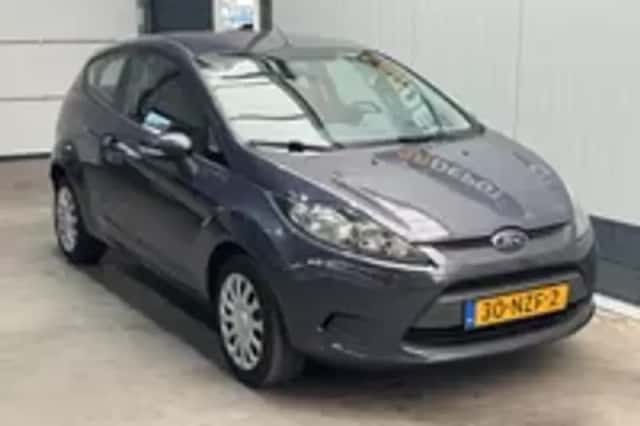 Ford Fiesta (2011) thumbnail 30