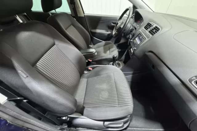 Volkswagen Polo (2009) thumbnail 12