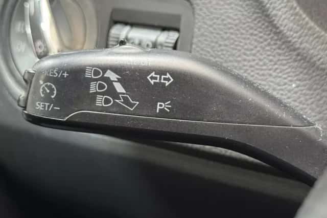 Volkswagen Polo (2009) thumbnail 18
