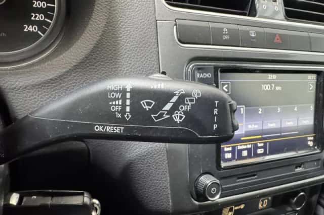 Volkswagen Polo (2009) thumbnail 19