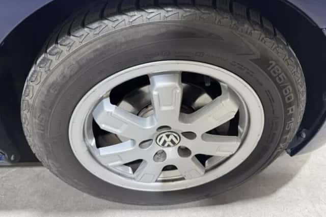 Volkswagen Polo (2009) thumbnail 25