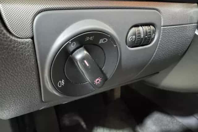 Volkswagen Golf (2007) thumbnail 20
