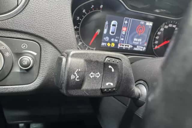 Ford S-Max (2012) thumbnail 13