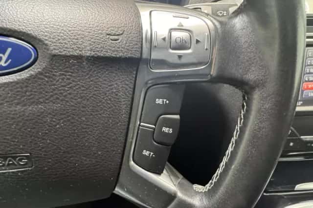 Ford S-Max (2012) thumbnail 18