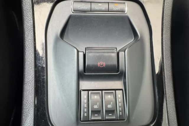 Ford S-Max (2012) thumbnail 19