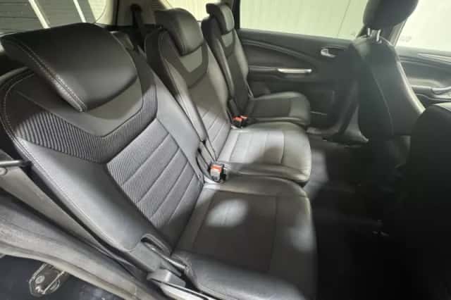 Ford S-Max (2012) thumbnail 28
