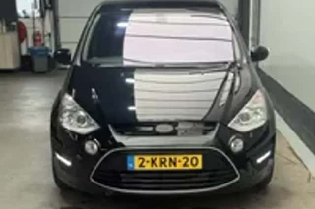 Ford S-Max (2012) thumbnail 32