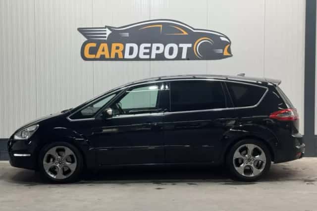 Ford S-Max (2012) thumbnail 8