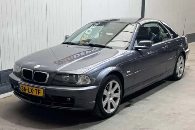 BMW 3-Serie (2003) thumbnail 2