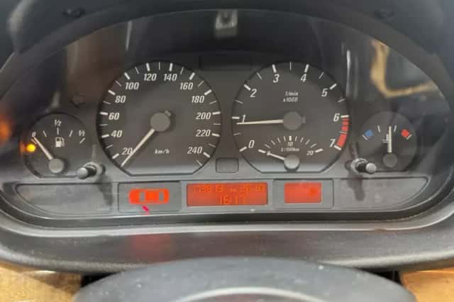 BMW 3-Serie (2003) thumbnail 21