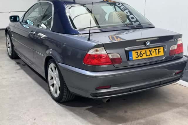 BMW 3-Serie (2003) thumbnail 9