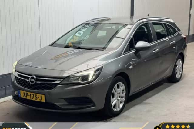 Opel Astra Sports Tourer (2019) thumbnail 1