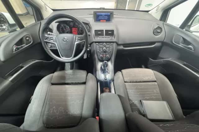Opel Meriva (2011) thumbnail 11