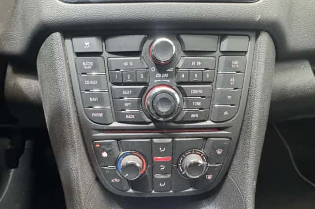 Opel Meriva (2011) thumbnail 17