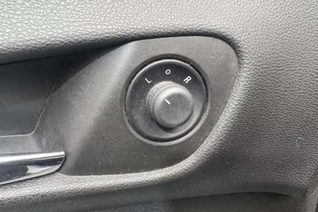 Opel Meriva (2011) thumbnail 21
