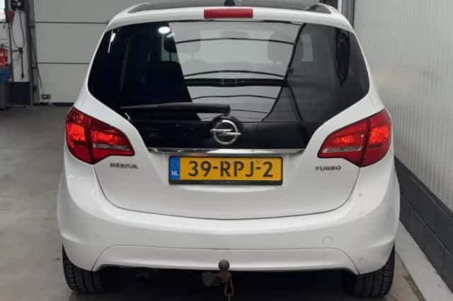 Opel Meriva (2011) thumbnail 6