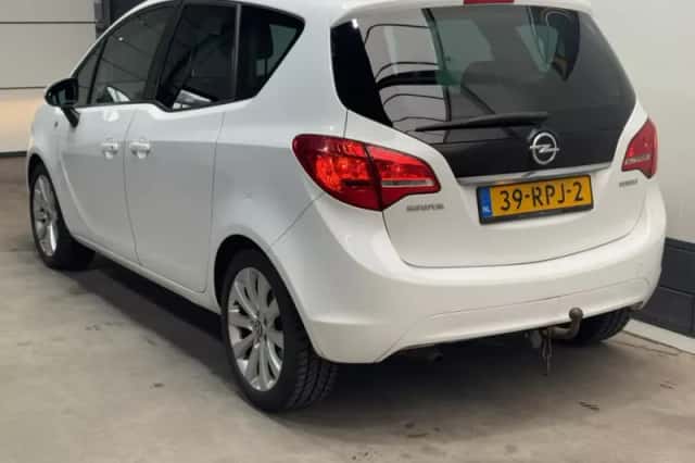 Opel Meriva (2011) thumbnail 7