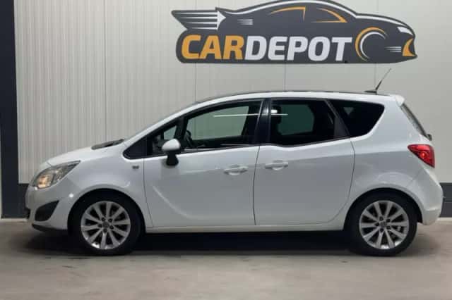 Opel Meriva (2011) thumbnail 8