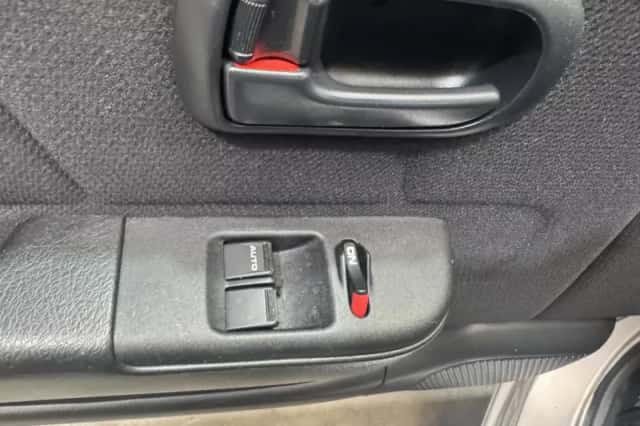 Honda Logo 1.3i CVT Technisch Super Automaat (2001) thumbnail 20