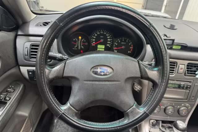 Subaru Forester (2004) thumbnail 14