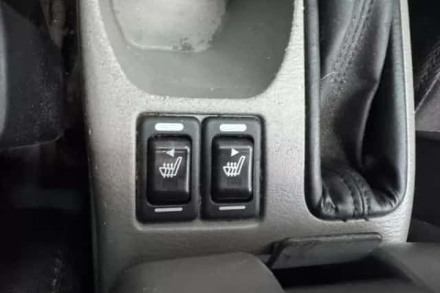 Subaru Forester (2004) thumbnail 19