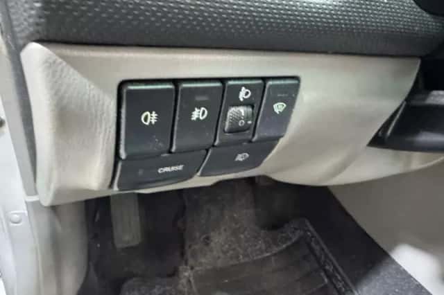 Subaru Forester (2004) thumbnail 22