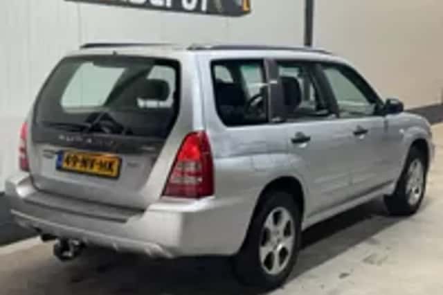 Subaru Forester (2004) thumbnail 32