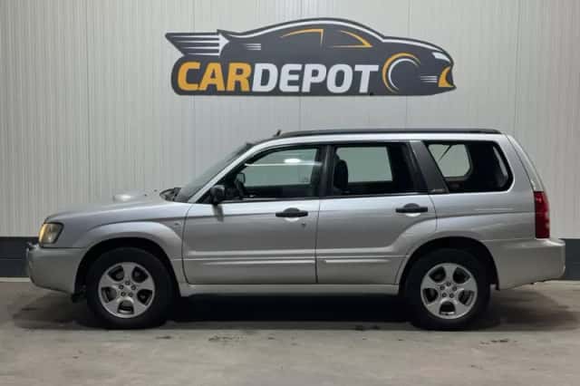 Subaru Forester (2004) thumbnail 8