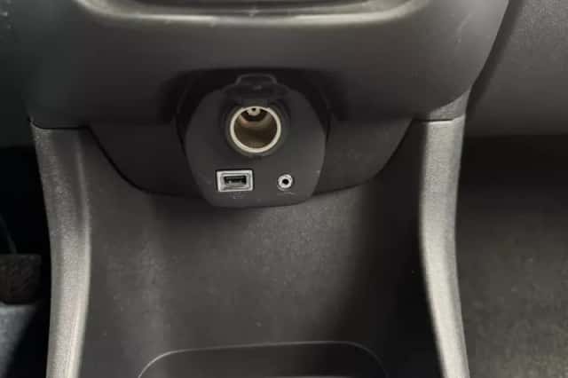 Peugeot 108 (2016) thumbnail 18