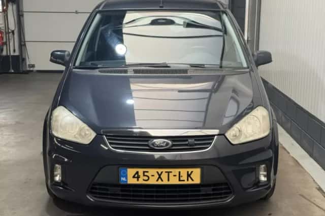 Ford Focus (2007) thumbnail 2