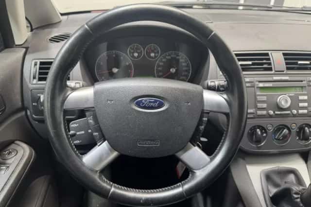 Ford Focus (2005) thumbnail 13
