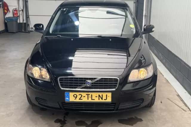 Volvo S40 (2006) thumbnail 2