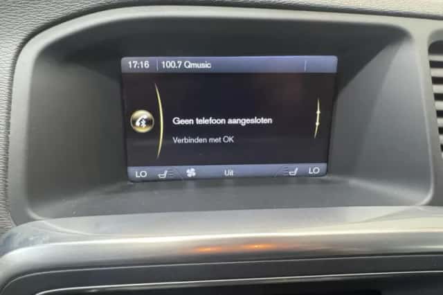 Volvo V60 (2011) thumbnail 15