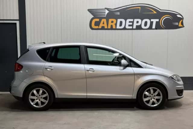 SEAT Altea (2011) thumbnail 4