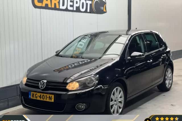 Volkswagen Golf (2010) thumbnail 1