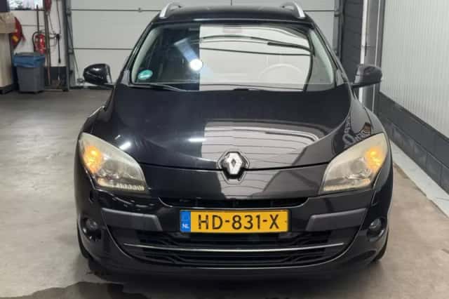 Renault Mégane (2010) thumbnail 2