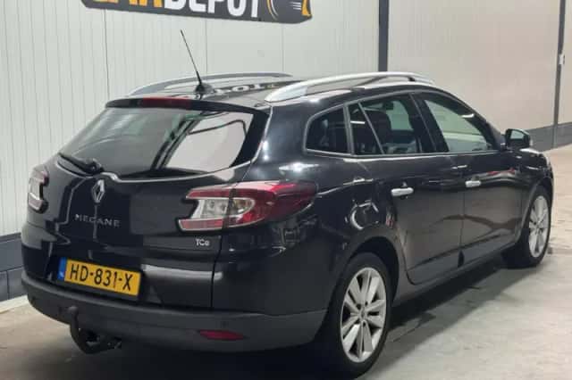 Renault Mégane (2010) thumbnail 5